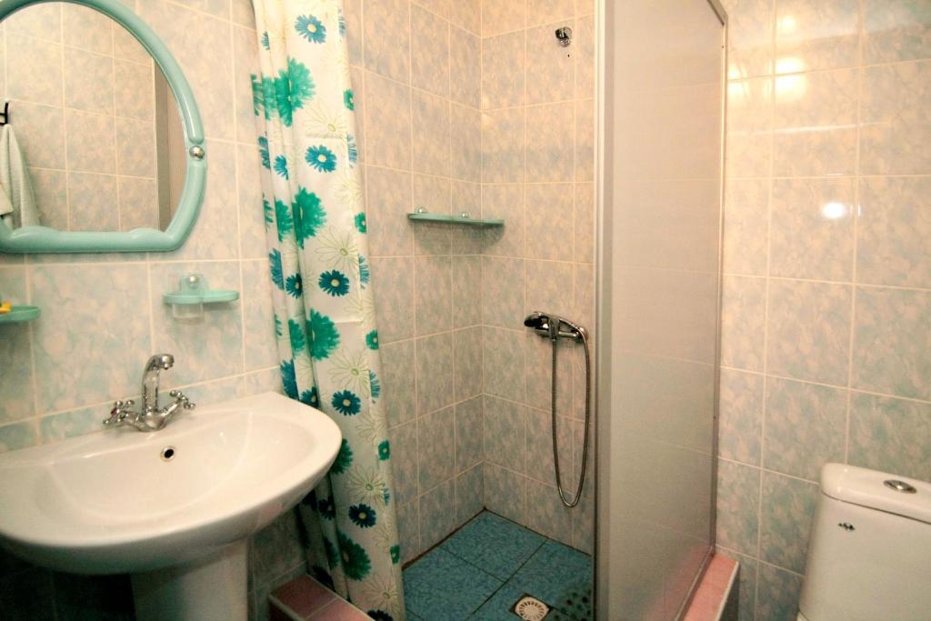 Admiral Hotel Skadovsʼk Værelse billede