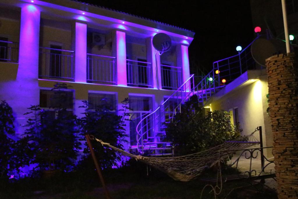 Admiral Hotel Skadovsʼk Eksteriør billede
